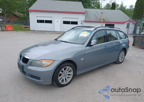 2007 BMW 328Xi z USA, uszkodzony, nr VIN WBAVT73547FZ35877